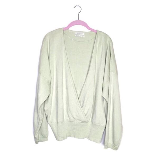 Urban Outfitters Erin Surplice Deep V Neck Slouchy Wrap Sweater Size Small - Picture 1 of 4